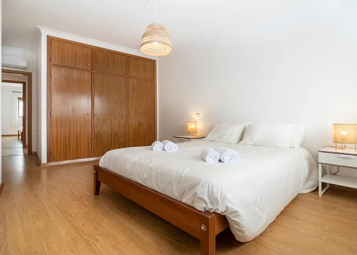 3br Sea View Apartmán *