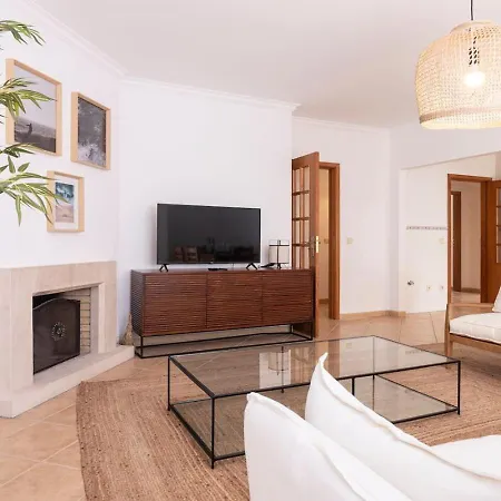 Apartment 3br Sea View